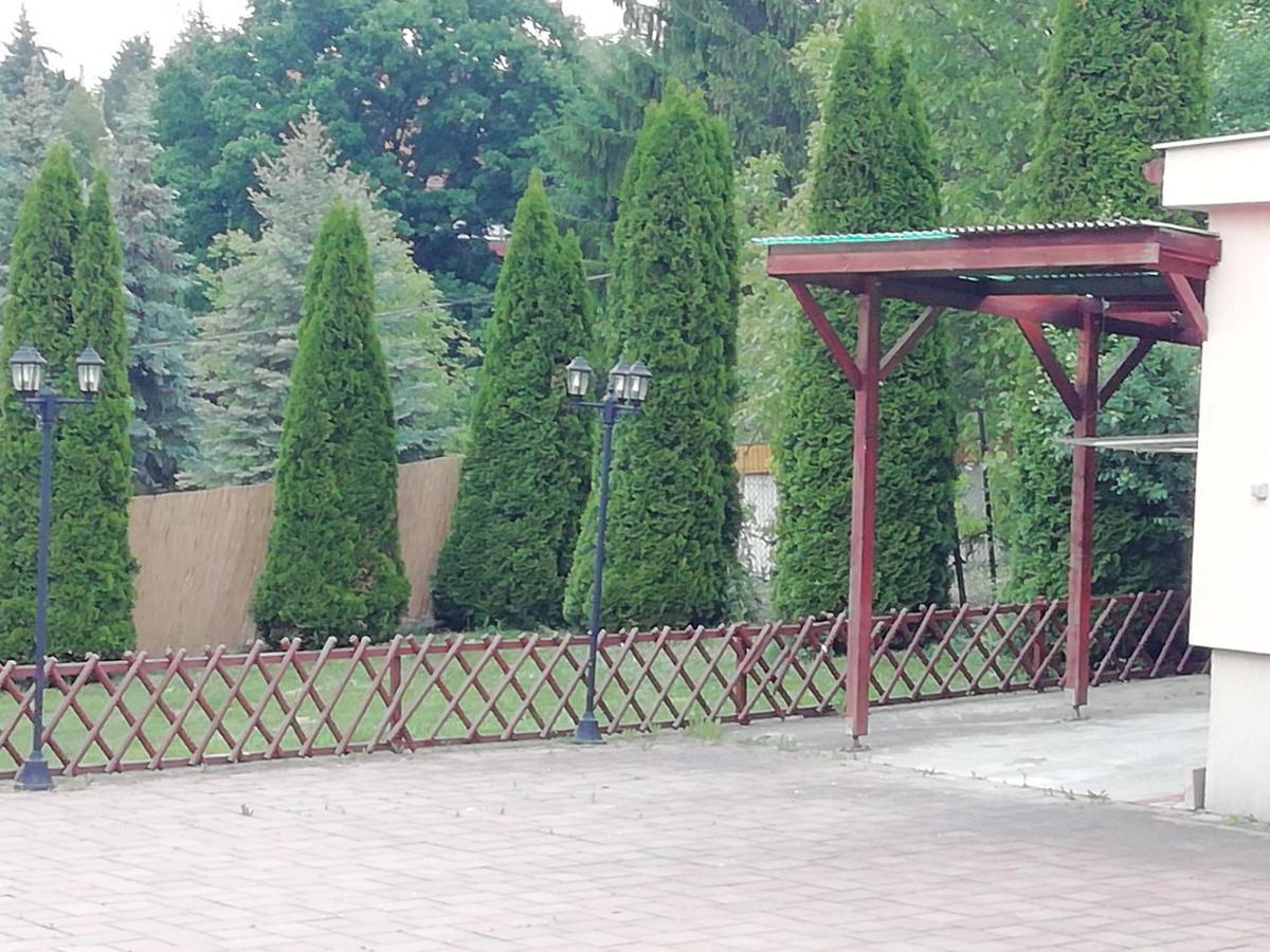 Asta La Vista Vendeghaz Hotel Mişcolţ Exterior foto