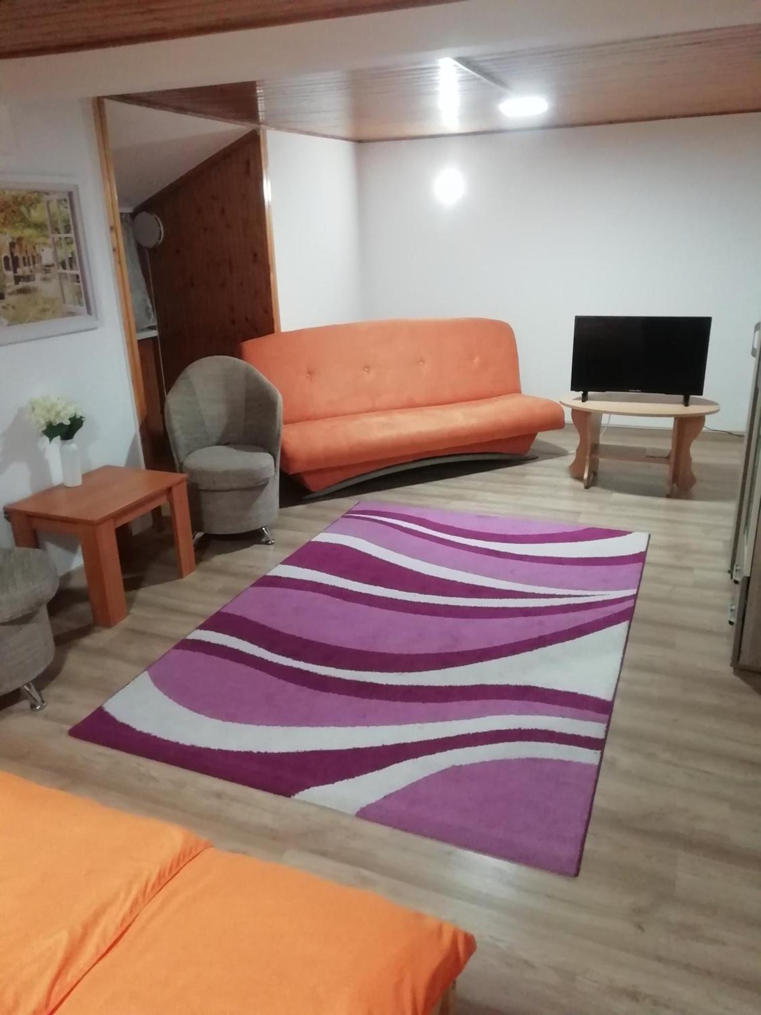 Asta La Vista Vendeghaz Hotel Mişcolţ Exterior foto